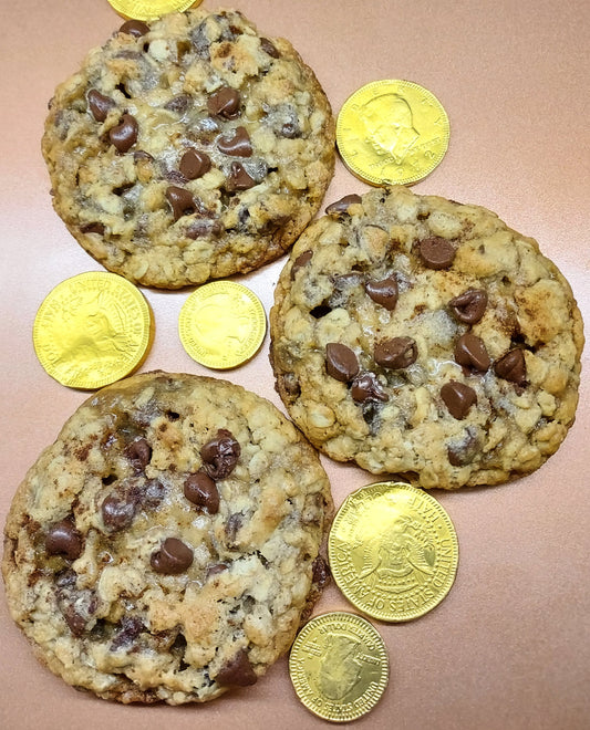 Chewy Oatmeal Chocolate Chip Cookies